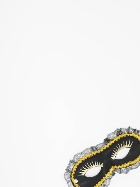 白い背景の上のカーニバル マスク — ストック写真