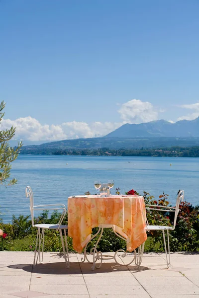 Overlooking Lake Geneva — Stockfoto