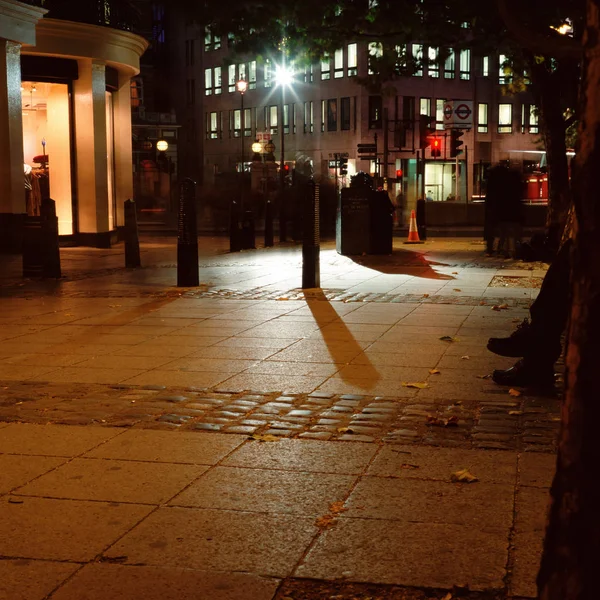 夜光明亮的街道 — 图库照片