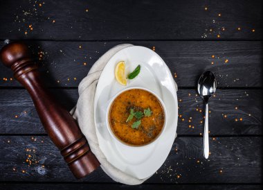 Kırmızı Mercimek Çorbası.