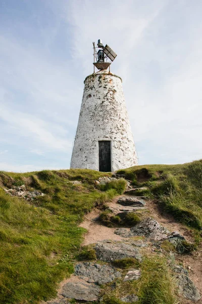 Llanddwyn lighthouse, Anglesey, North Wales — Stock Photo, Image