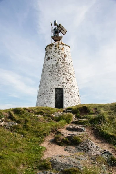 Llanddwyn lighthouse, Anglesey, North Wales — Stock Photo, Image