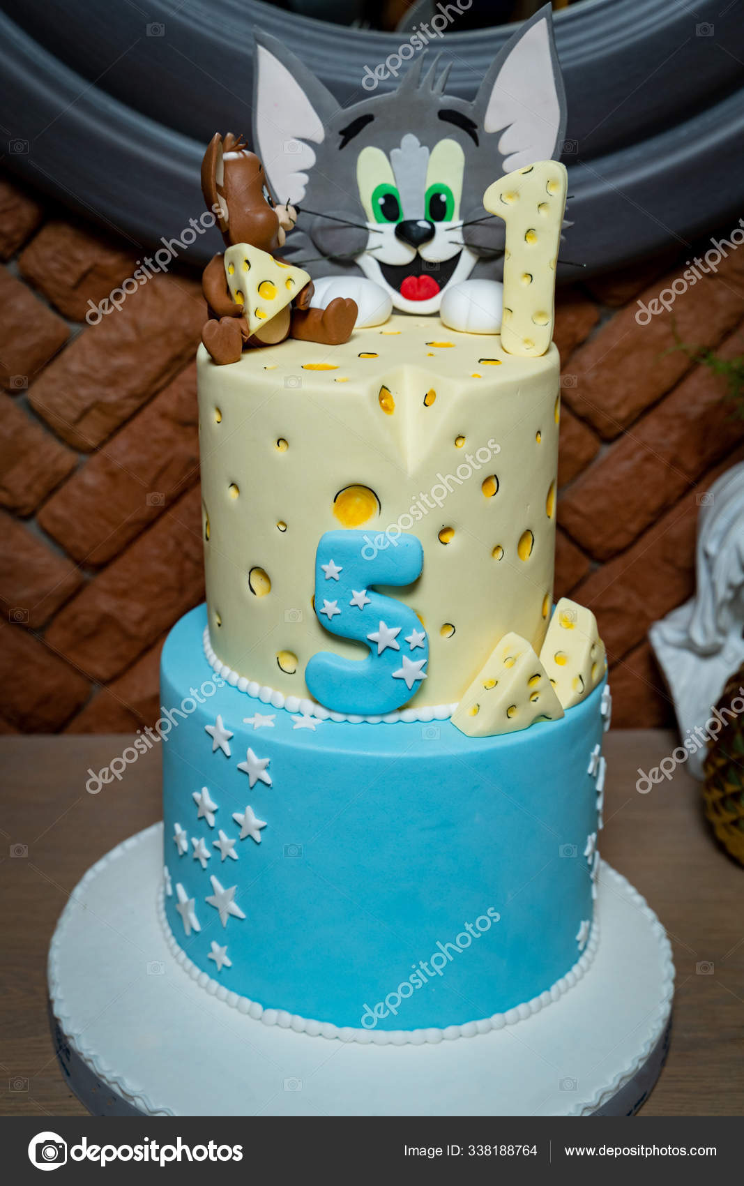 Two Story Blue Yellow Tom Jerry Cake Number Front – Stock Editorial Photo © viktoriya.s.melnik@gmail.com #338188764