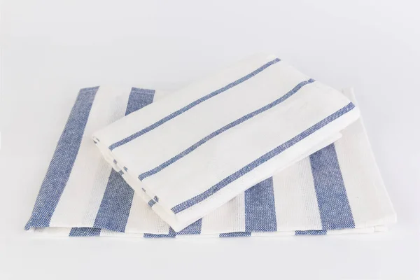 Paño Rayas Azules Blancas Aislado Blanco Con Camino Recorte —  Fotos de Stock