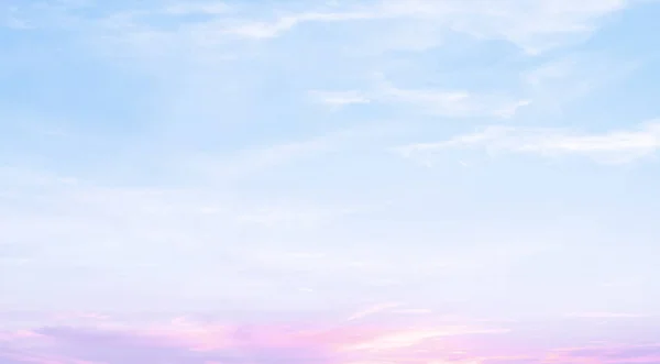 Sunset Dramatic Blue Sky Pink Clouds Background — Stock Photo, Image