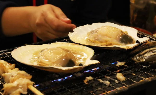 Närbild Grillad Krabba Och Musslor Grillen Restaurang Japan — Stockfoto