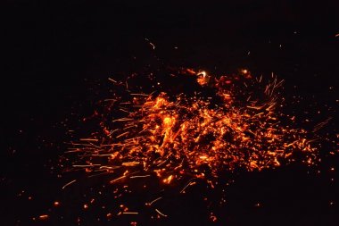 Yangın duman güzel alev ahşap ile ateş