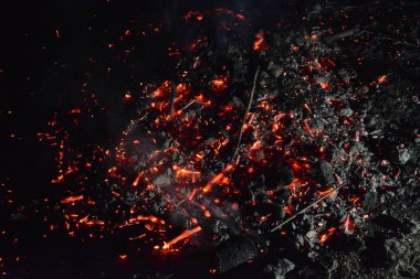 Yangın duman güzel alev ahşap ile ateş