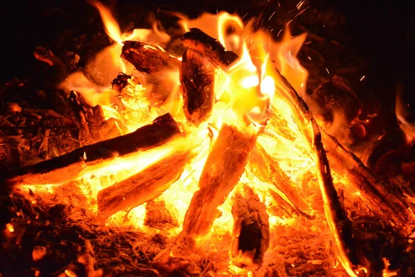 Fuego Con Humo Fuego Hermosa Llama Madera — Foto de Stock