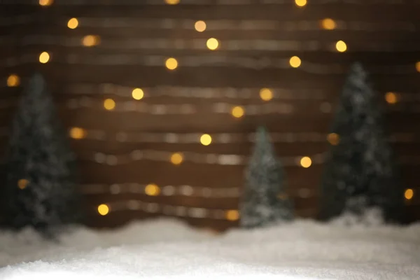 Scène d'hiver avec arbres et fond de neige — Photo