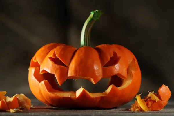 Carved Halloween jack o' lantern — Stock Photo, Image