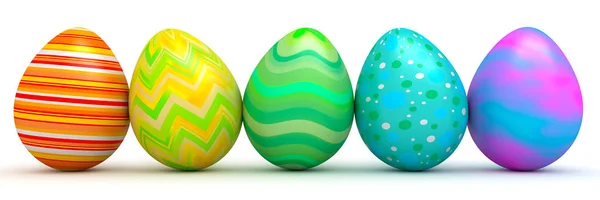 Rangée d'œufs de Pâques colorés — Photo