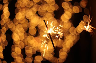 Parlak ışıl ışıl ışıl ışıl arka plan ve maytap