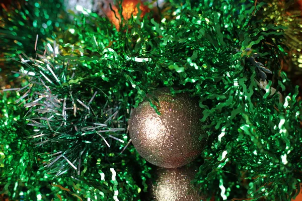 Dekorative Weihnachtsbaum Spielzeug Makro Foto Glänzenden Hintergrund — Stockfoto