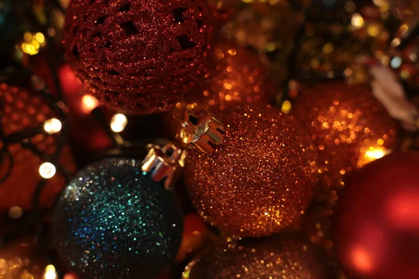 Karácsonyi Fényes Háttér Egy Pislákoló Koszorú Szilveszteri Fényes Dekoráció Részletek — Stock Fotó