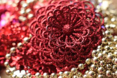 Dekoratif Noel ağacı oyuncağı makro fotoğraf parlıyor