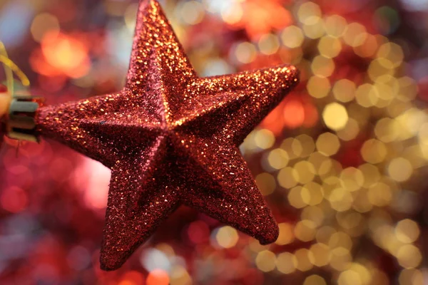 Shining Christmas Shiny Toy Bright Beads Decorate New Year Spruce — Stockfoto