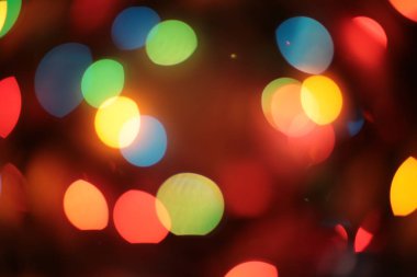 Odak dışında çok renkli zarif çelenk Bokeh Noel makro arkaplanı