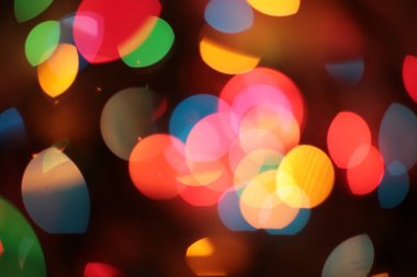 Odak dışında çok renkli zarif çelenk Bokeh Noel makro arkaplanı