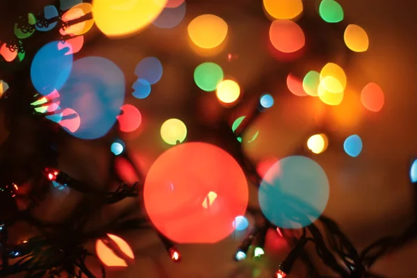 Фокусу Багатобарвної Витонченої Гірлянди Боке Різдвяний Макро Фон — стокове фото