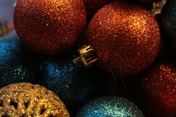 Shiny Bright Background Ball Garland Beads Decorating Christmas Tree Festive — Stock Photo, Image