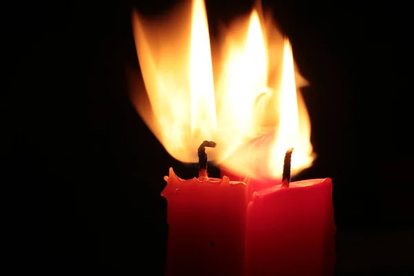 Red Candle Burns Fire Background — Stock Photo, Image