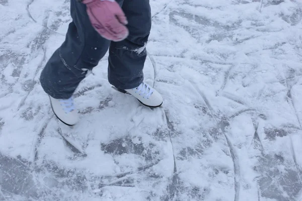 Eis Und Schnee Beim Schlittschuhlaufen — Stockfoto