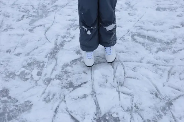 Eis Und Schnee Beim Schlittschuhlaufen — Stockfoto