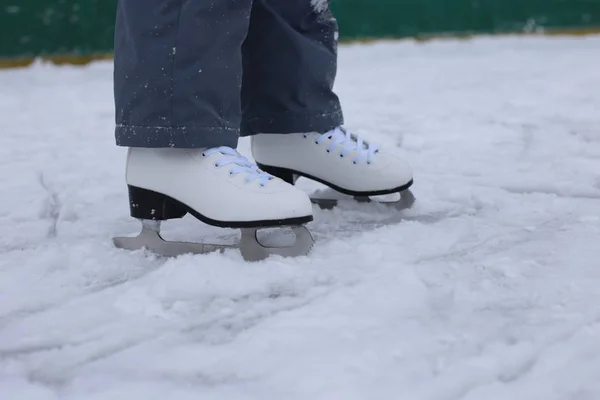 Hielo Nieve Rinkwinter Divertido Patinaje — Foto de Stock