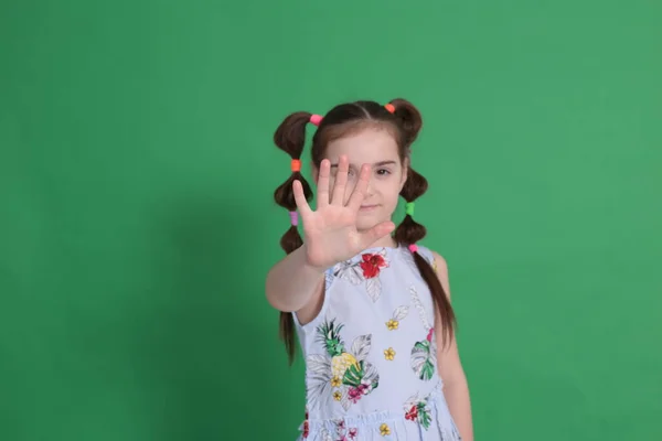 Sorrindo Menina Bonita Jovem Oito Anos Idade Excelente Humor Com — Fotografia de Stock