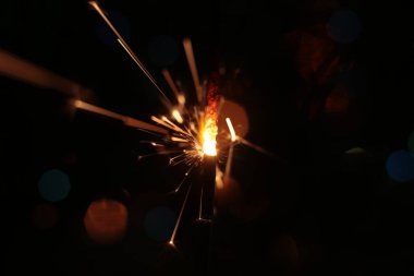 Yanan şenlikli makro fotoğraf