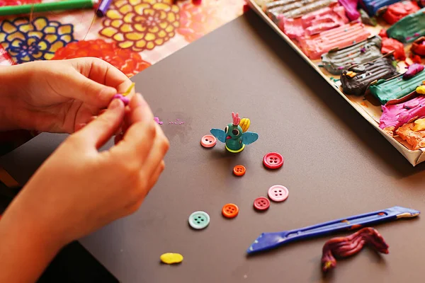 Una Lección Una Escuela Arte Para Niños Sobre Pintura Modelado —  Fotos de Stock