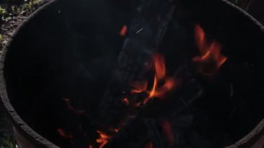 Yanan ateş Güzel parlak alev