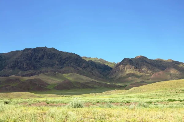 Milli Parkı Kazakistan bozkırlarında