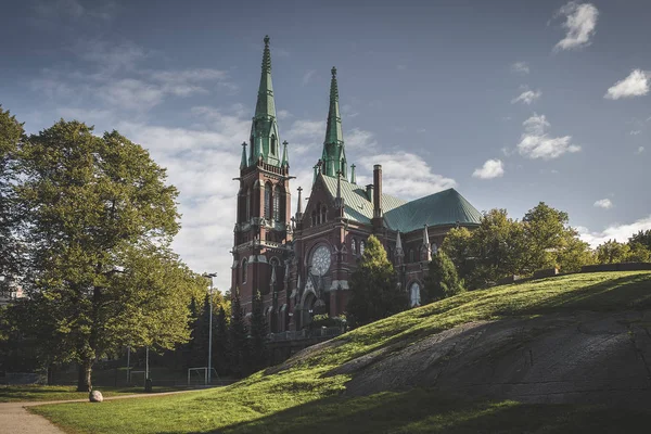 Храм Иоанна Лютеранского Неоготическом Стиле Столице Финляндии Хельсинки Летом — стоковое фото