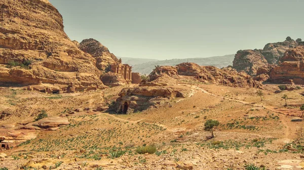 Budynek Klasztoru Pustynnych Górach Jordanii Starożytnym Mieście Petra — Zdjęcie stockowe