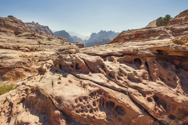 Dziwaczne Formy Formacje Piaskowcowe Górach Pustynnych Obok Starożytnego Miasta Petra — Zdjęcie stockowe