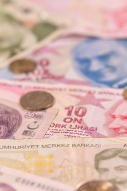 Türk lirası. Banknotları ve paraları dene.