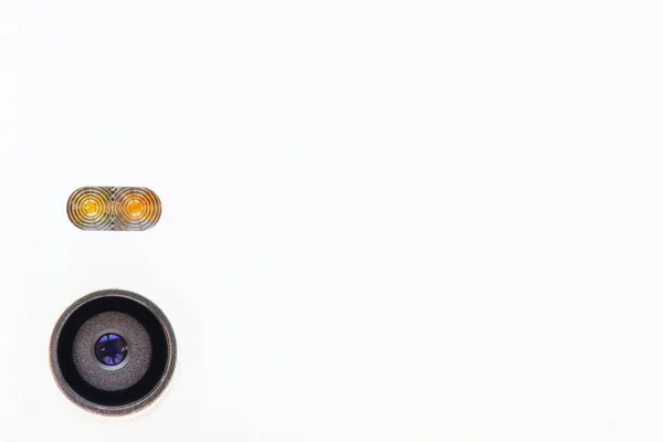 Rückkamera Und Blitz Eines Smartphones Aus Weißem Glas Makro Kopierraum — Stockfoto