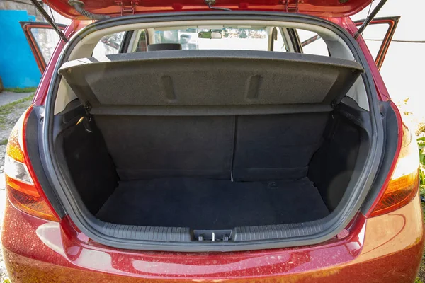 Open Empty Trunk Red Car — Stock Photo, Image