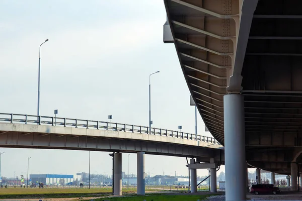 Архитектура Современного Автомобильного Моста Геометрия Линий — стоковое фото