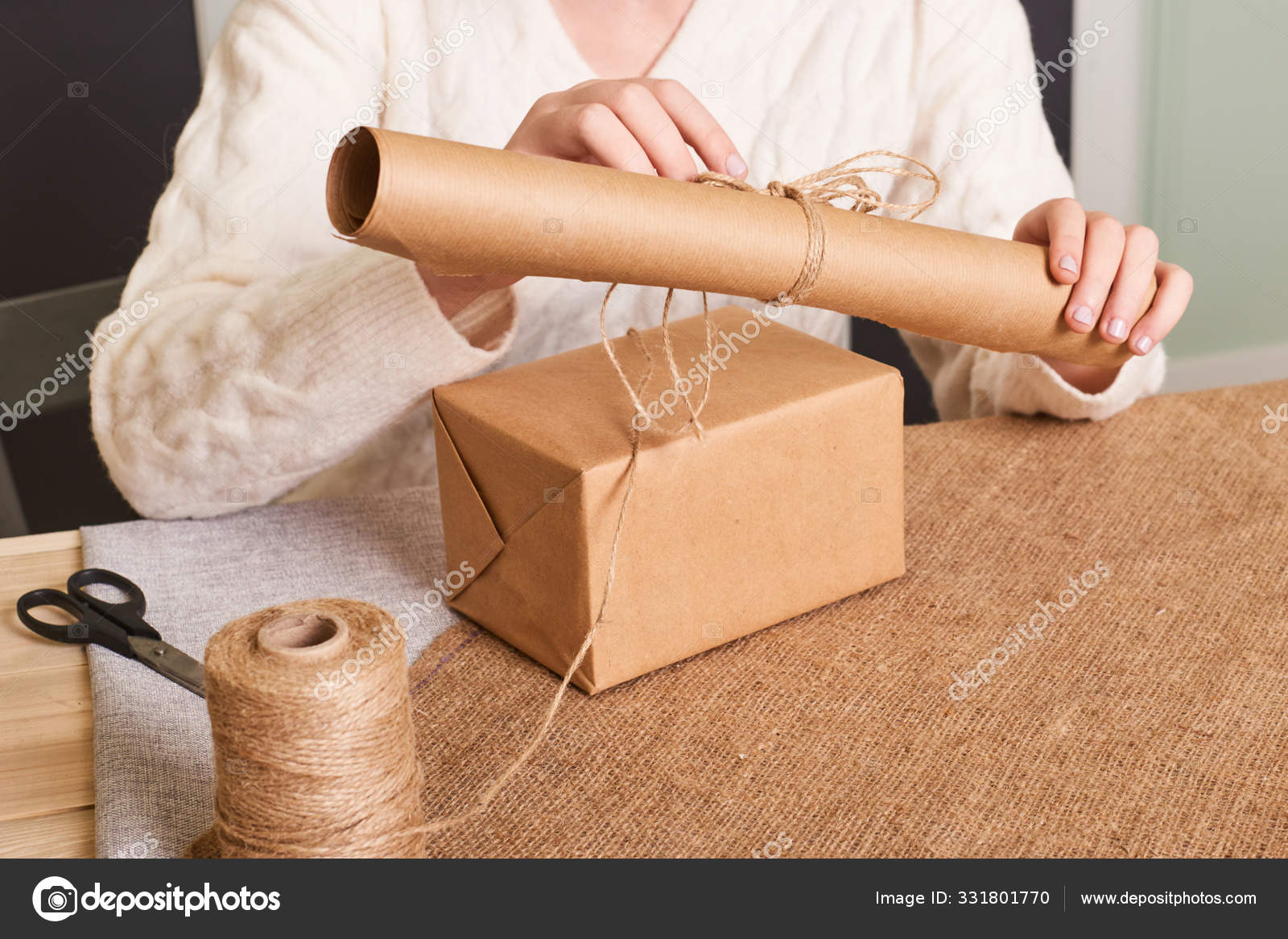 sweater packaging
