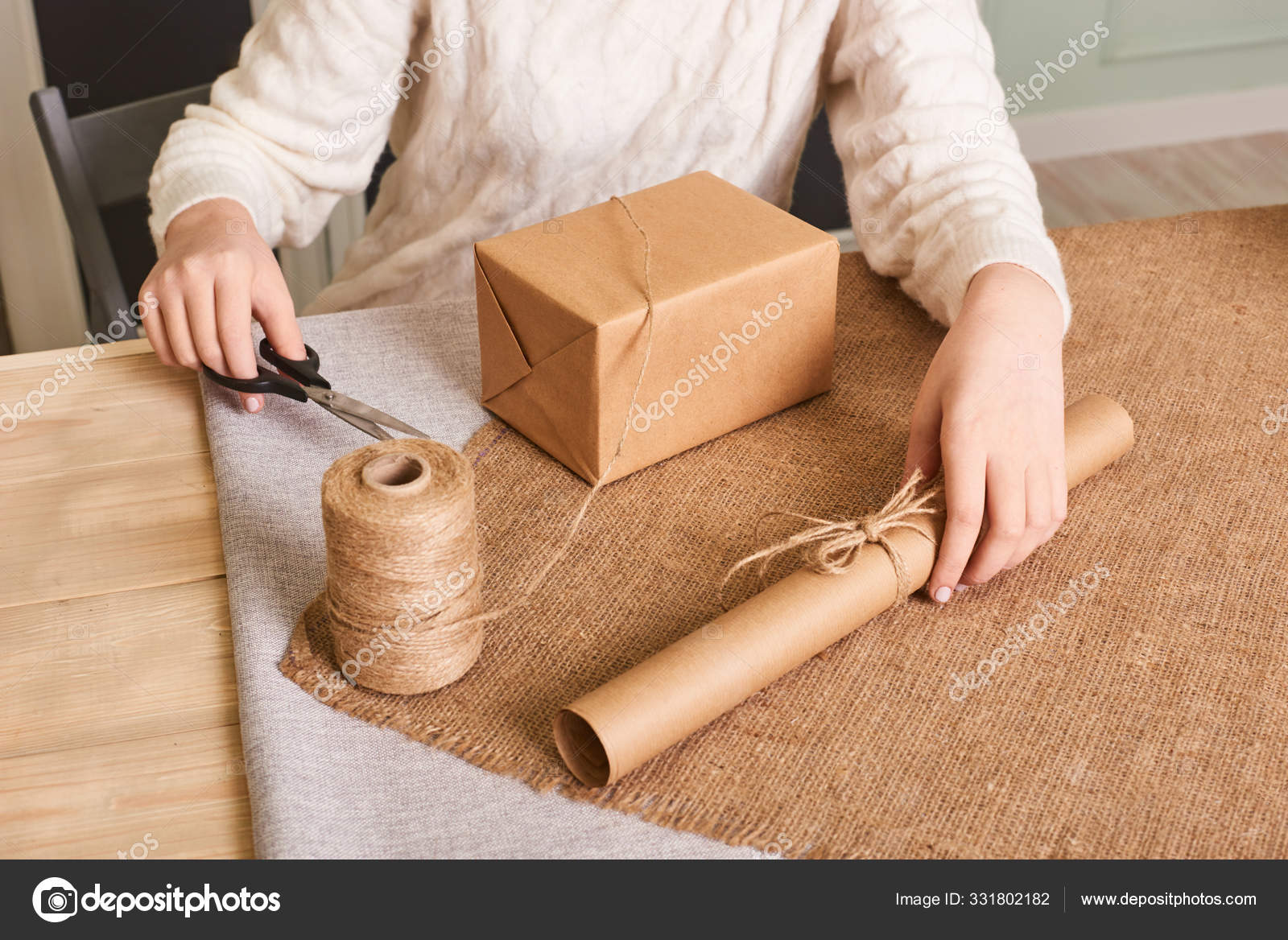 sweater packaging