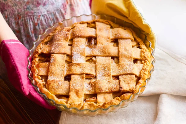 Layout Still Life Home Made Apple Pie Table Covered Light — Stock Photo, Image