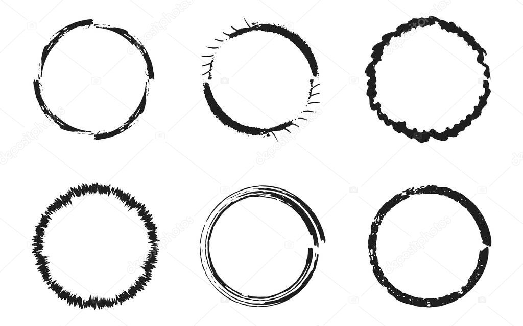 Set of black grunge circles, round frames