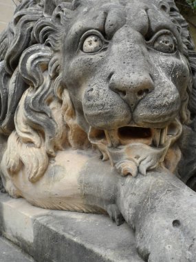 Aslan heykeli Grand Masters Palace Valletta Malta