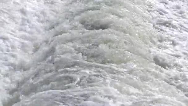 Wasserfall Gebirgsbach Bach Fluss Rinnsal - fließendes Wasser — Stockvideo