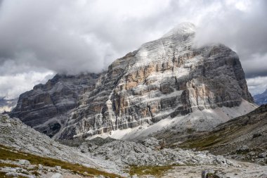 Dolomites İtalya, yaz saati.