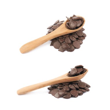 Çikolata parçaları kompozisyon izole