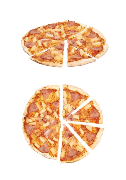 Composição de pizza havaiana isolada — Fotografia de Stock